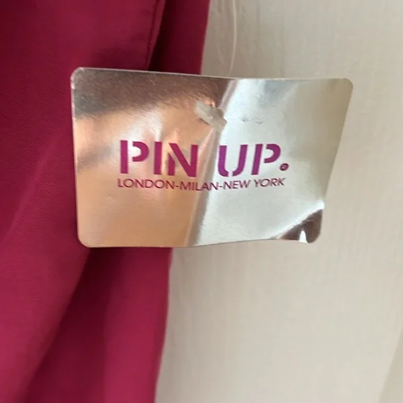 Pinup pink button up sleeveless blouse knot waist from Europe - Picture 2 of 6